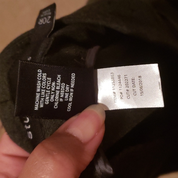 Torrid • High rise Signature Stretch Premium Ankle Skinny Pant - Size 20 - Picture 11 of 11